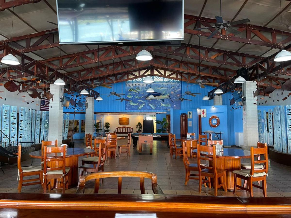 Fish Hook Marina Hotel Гольфито Экстерьер фото