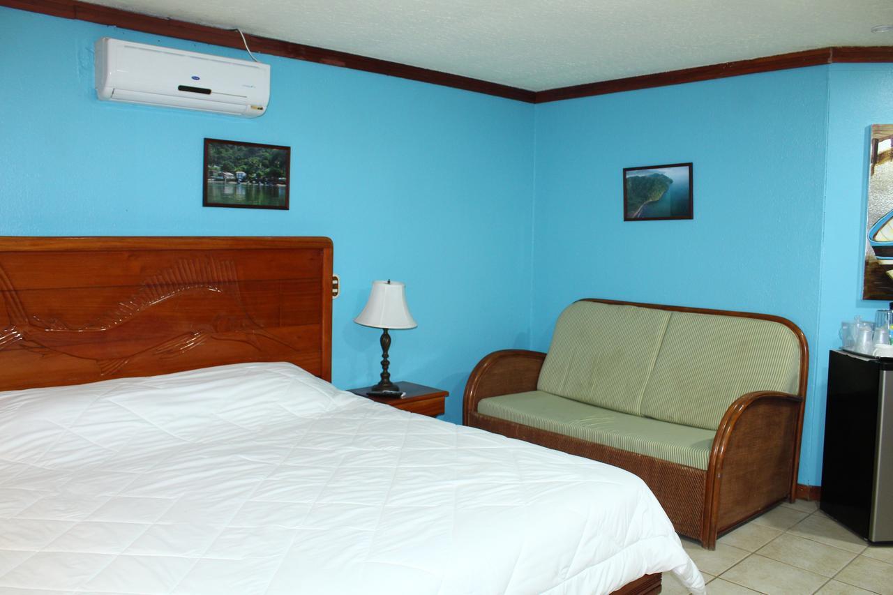 Fish Hook Marina Hotel Гольфито Экстерьер фото